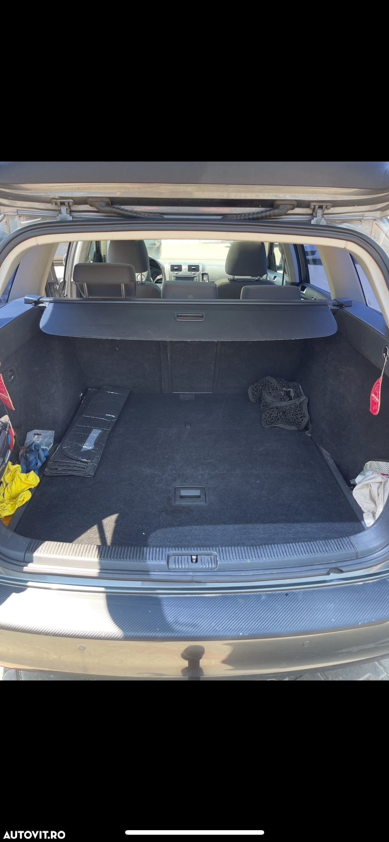 Volkswagen Golf - 8