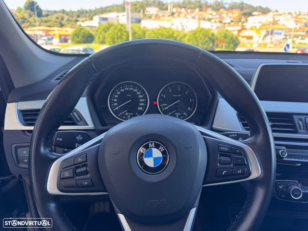 BMW X1 16 d sDrive Line Sport - 12