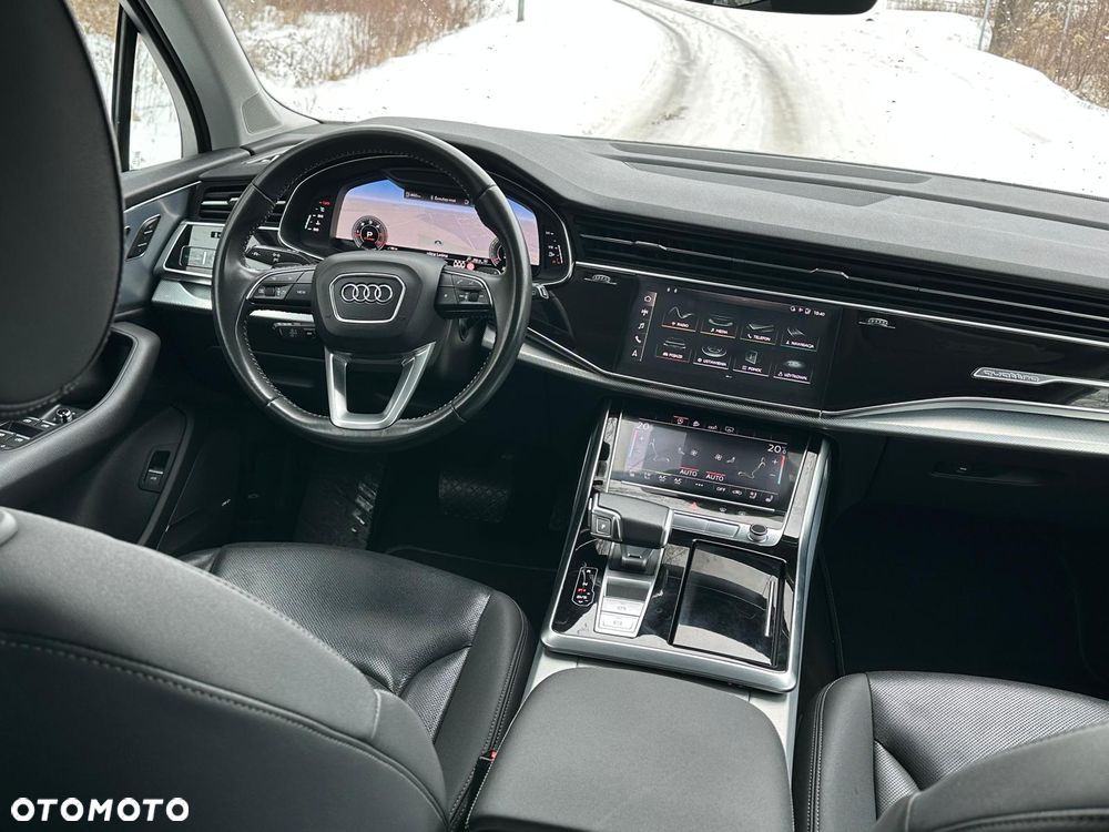Audi Q7 - 11