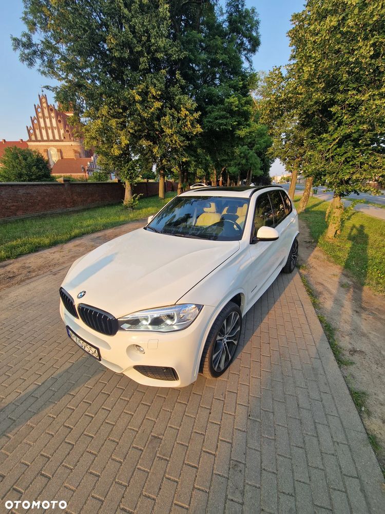 BMW X5 3.5i xDrive - 17
