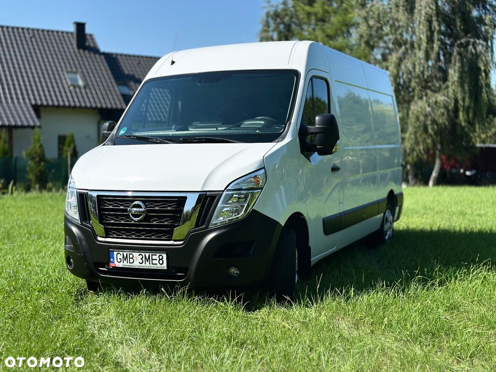 Nissan Interstar - 2