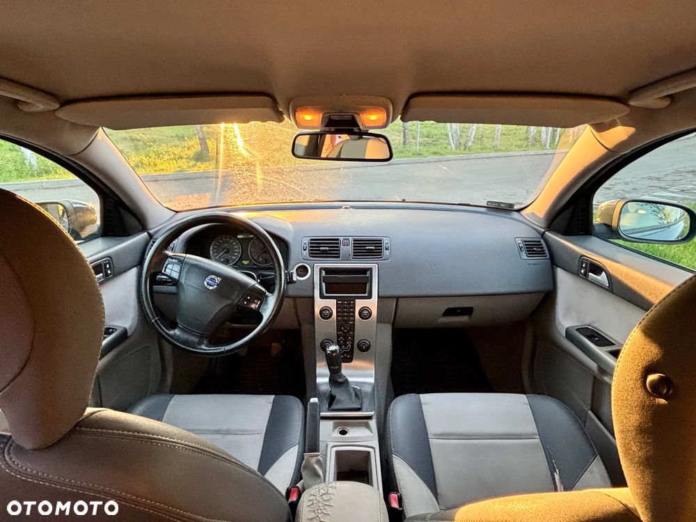 Volvo V50 1.6D Momentum - 10