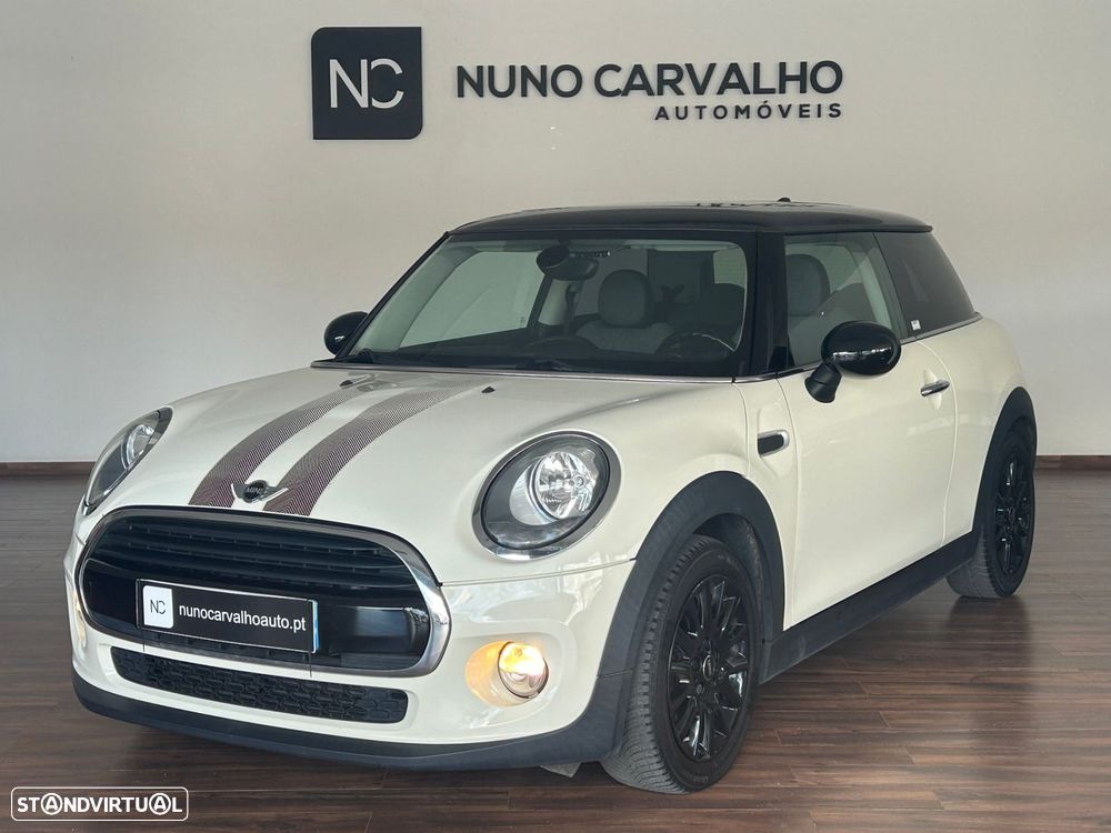 MINI 3 Portas Cooper D Aut. - 2