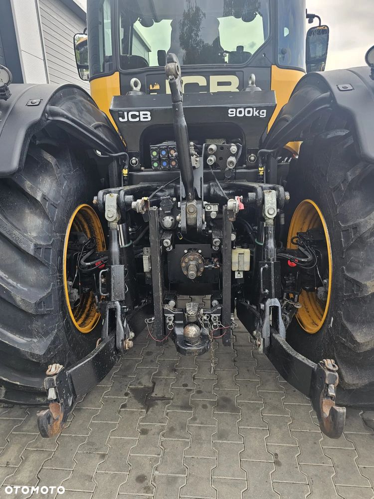 JCB FASTRAC 4220 - 12