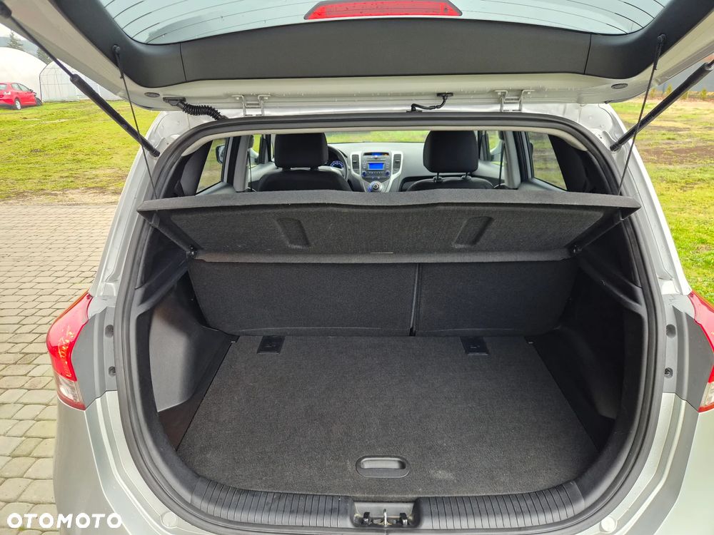 Hyundai ix20 1.6 blue YES Silver - 20