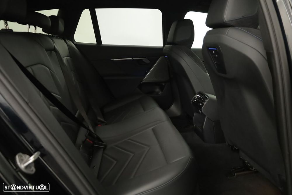 BMW 530 e Pack Desportivo M - 25