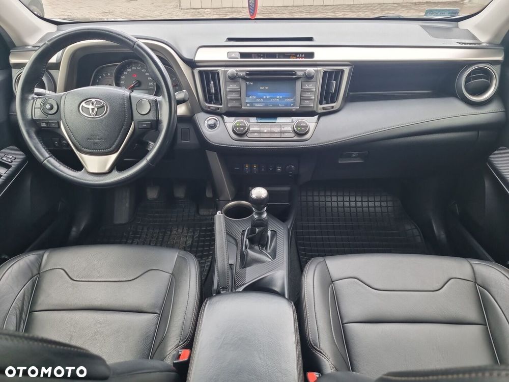 Toyota RAV4 - 3