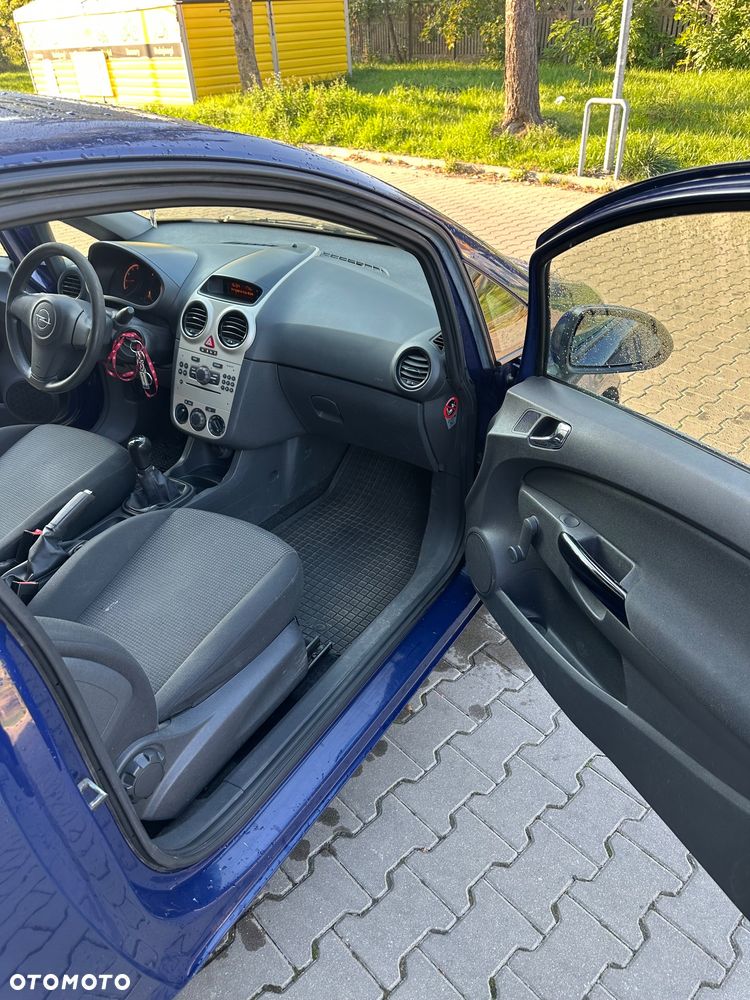 Opel Corsa - 17