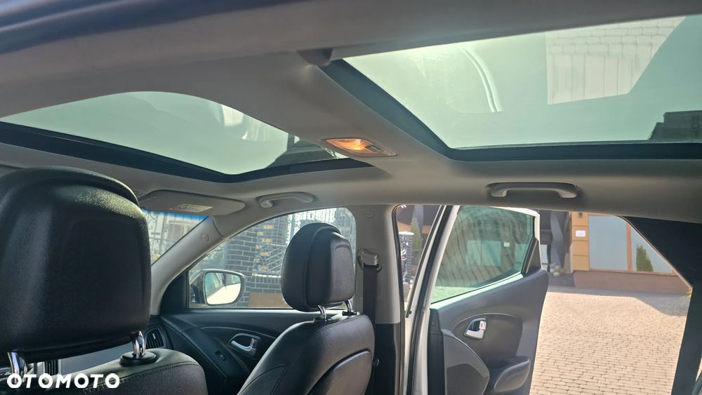 Hyundai ix35 2.0 CRDi 4WD Automatik Premium - 9