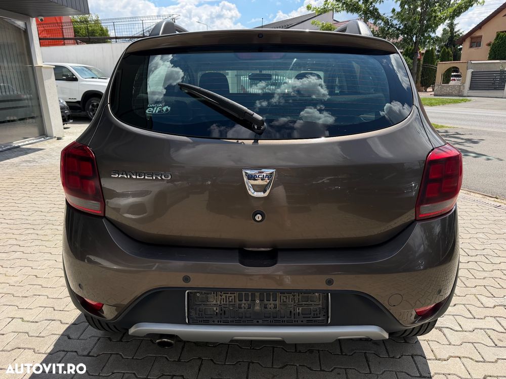 Dacia Sandero Stepway 0.9 TCe - 10