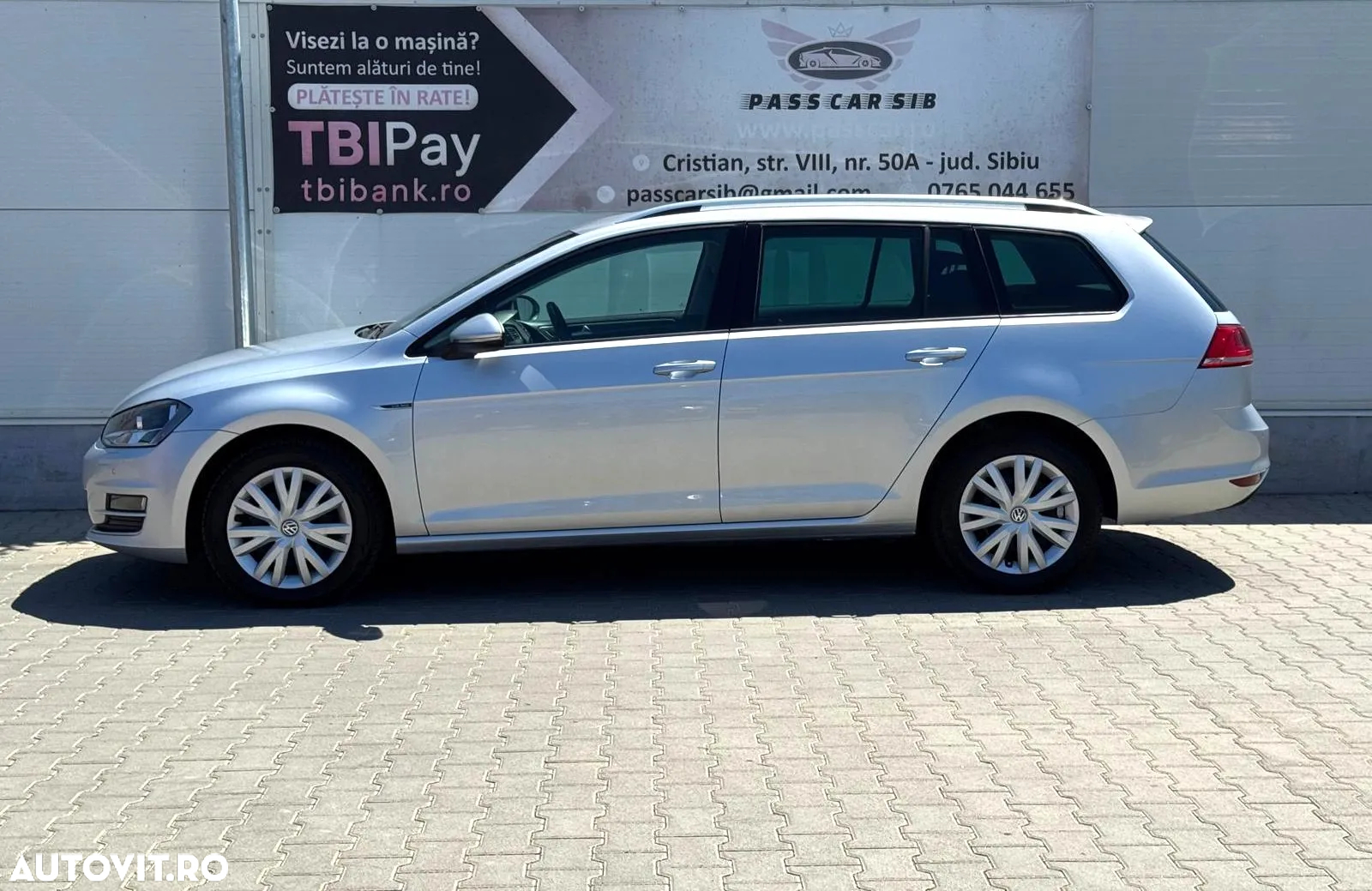Volkswagen Golf 1.6 TDI BlueMotion Technology Lounge - 6