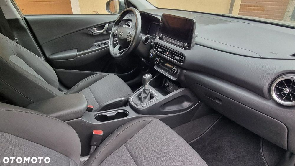 Hyundai Kona - 12