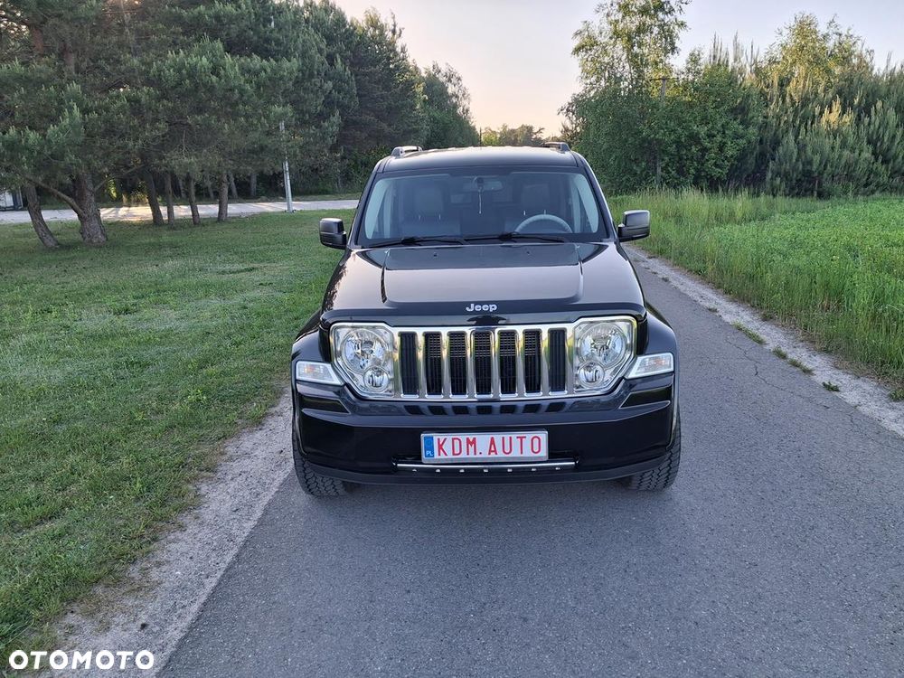 Jeep Cherokee - 4
