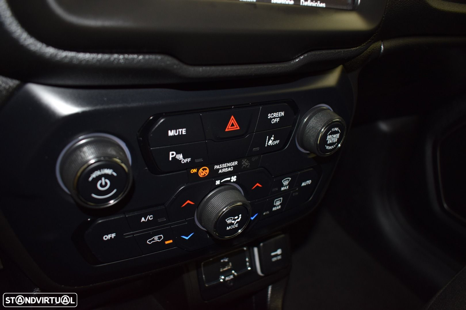 Jeep Renegade 1.6 MJD Limited - 19