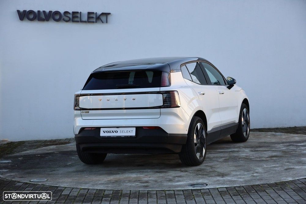 Volvo EX30 69 kWh Single Motor Extended Range Ultra - 3