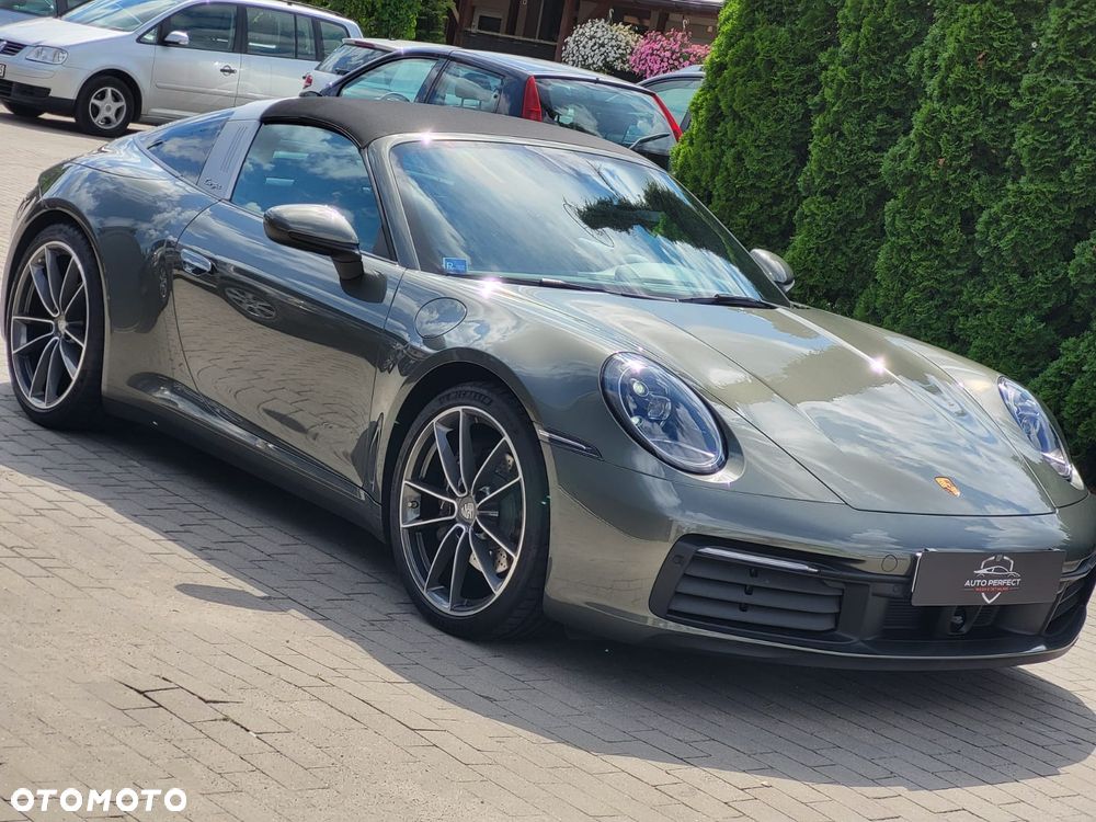 Porsche 911 Targa 4 - 6