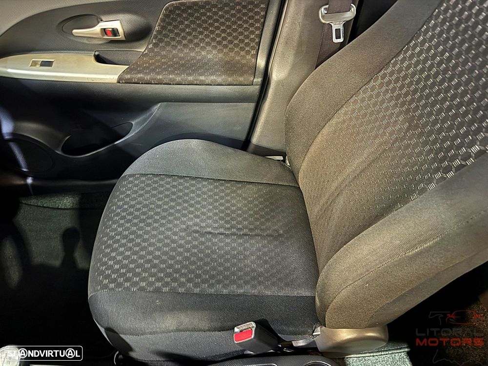 Toyota Urban Cruiser 1.33 VVT-i - 21