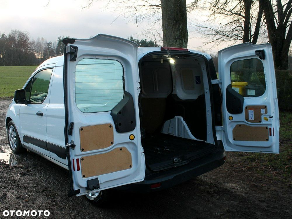 Ford Transit Connect - 21