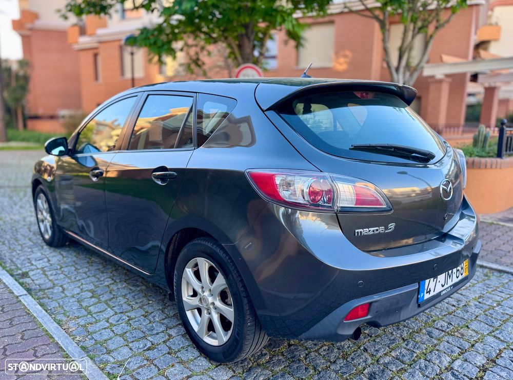 Mazda 3 Hatchback MZ-CD 1.6 Exclusive Plus Cin./Beje - 17