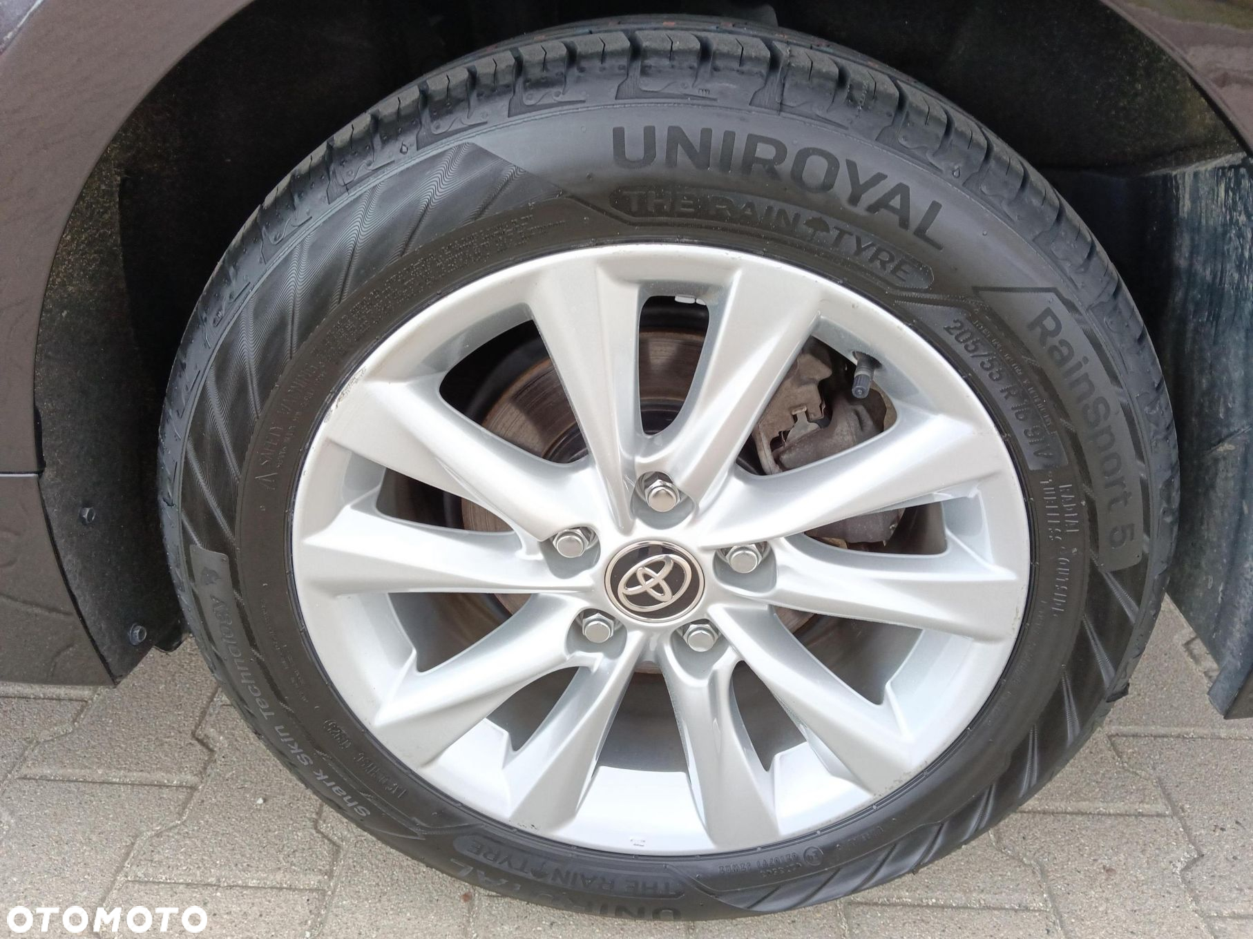 Toyota Corolla 1.8 Hybrid Comfort - 24