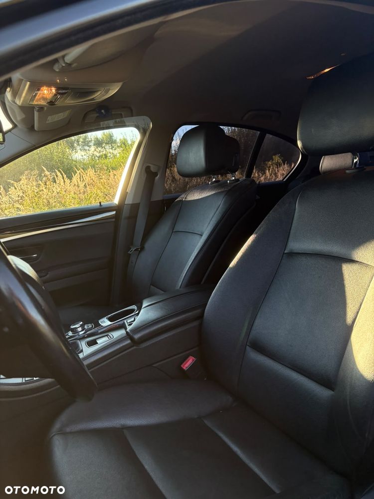 BMW Seria 5 520d - 9