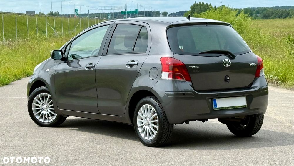 Toyota Yaris 1.33 Prestige - 15