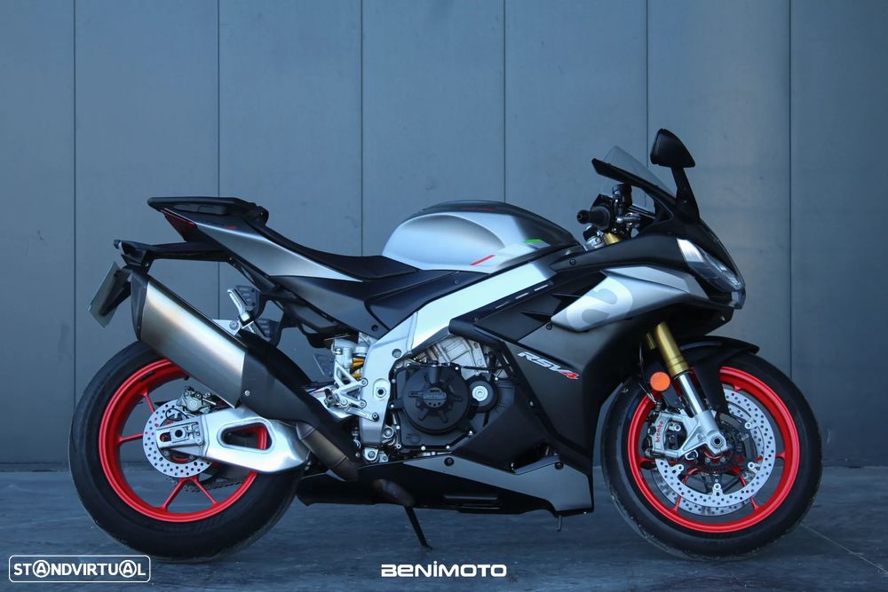 Aprilia RSV 4 - 8