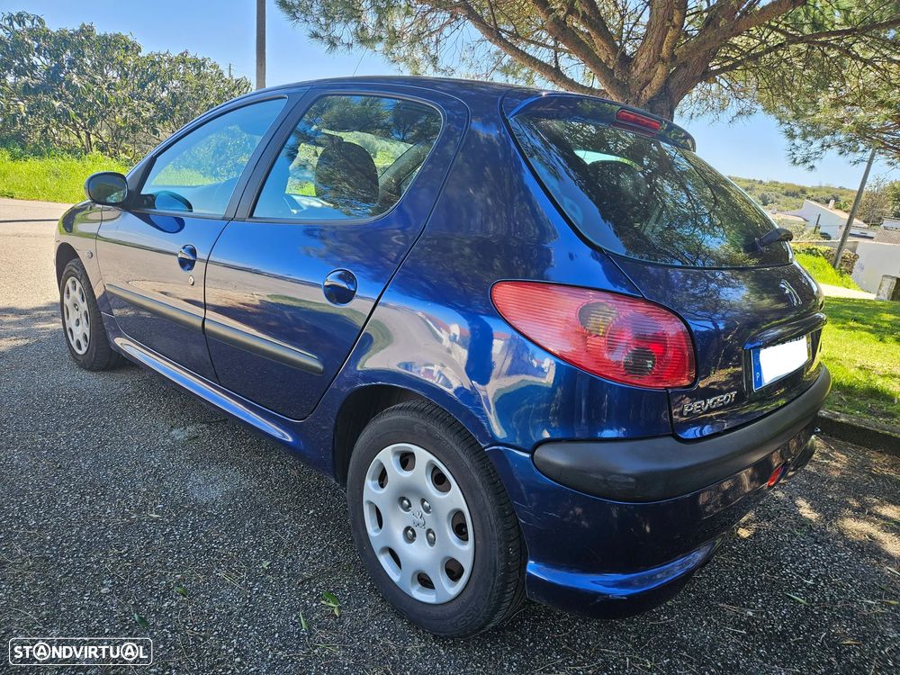 Peugeot 206 1.1 Color Line - 7