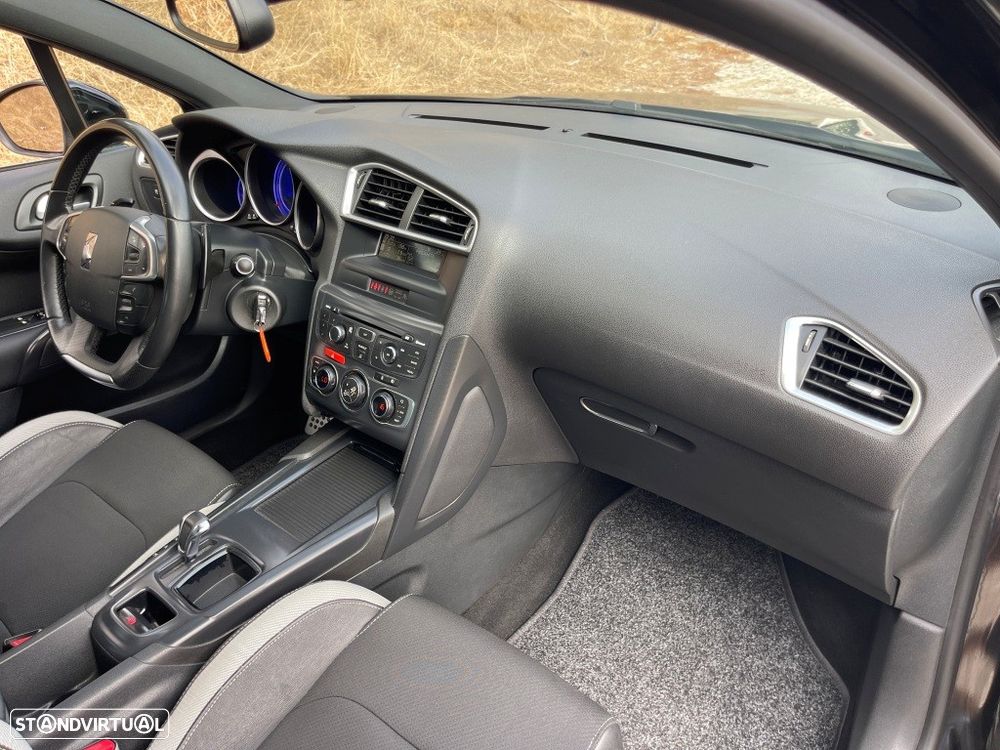 Citroën DS4 1.6 e-HDi So Chic CMP6 - 33