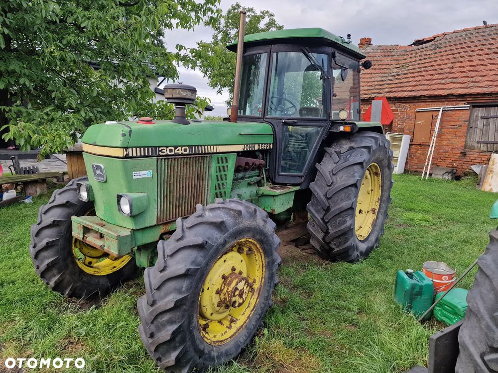John Deere 3040 - 2
