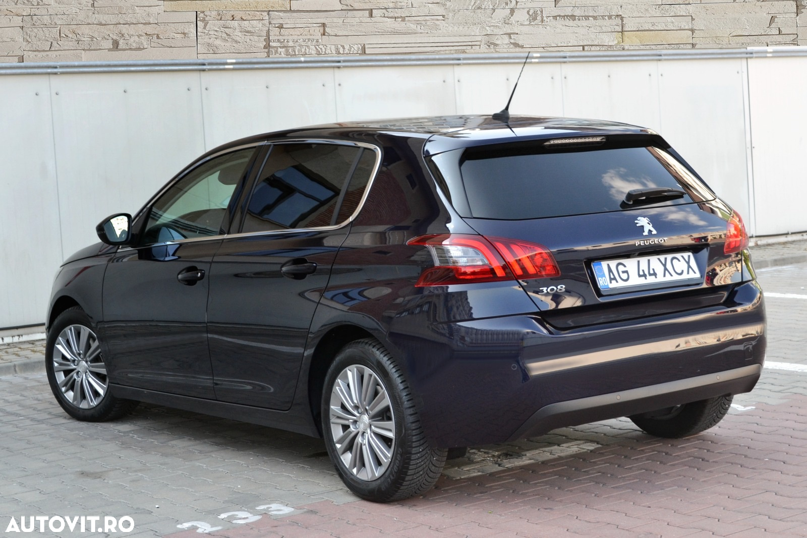 Peugeot 308 1.2 L PureTech Turbo S&S Active - 5