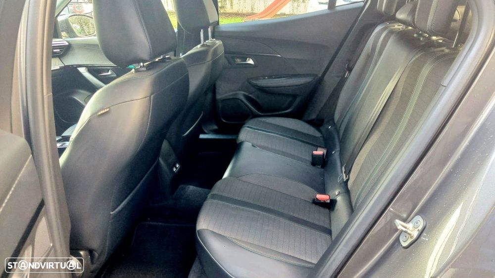 Peugeot 2008 1.5 BlueHDi Allure Pack - 12