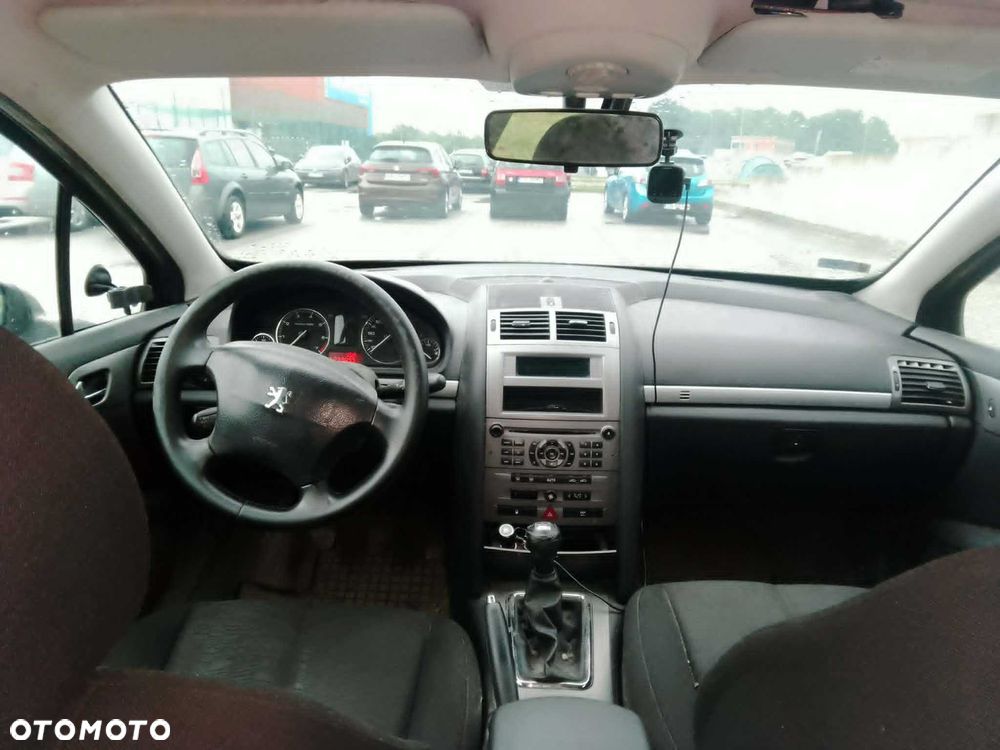 Peugeot 407 - 4