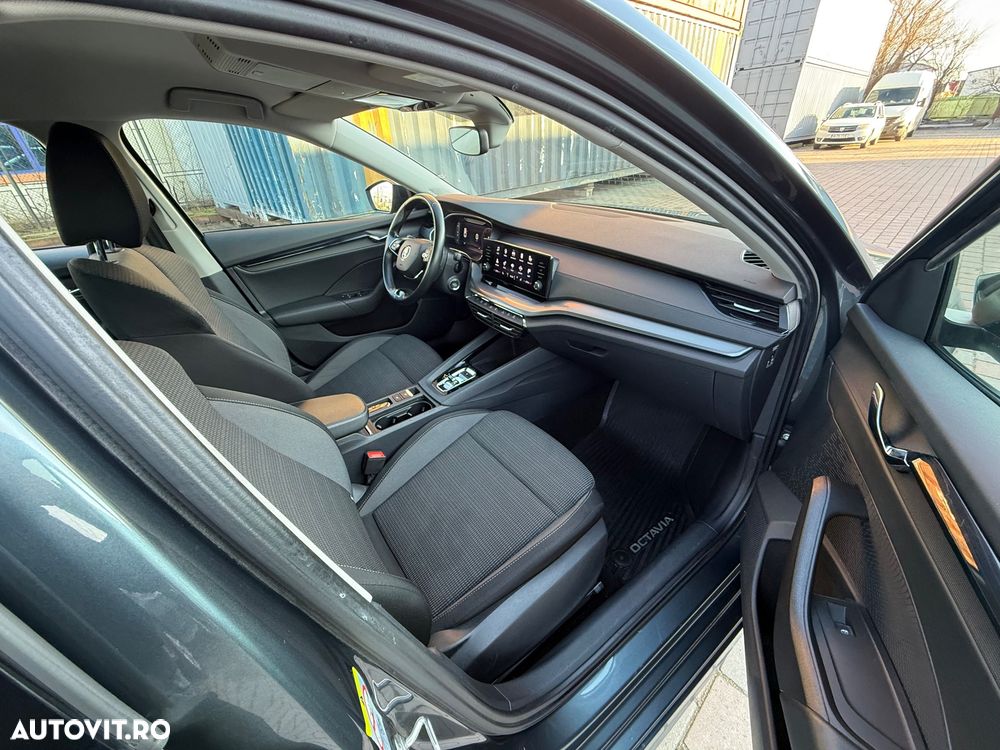 Skoda Octavia 2.0 TDI DSG Ambition - 18