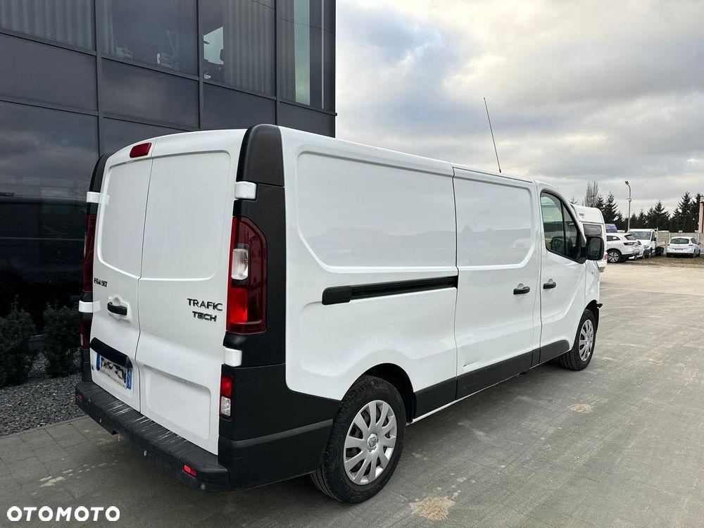 Renault Trafic - 1