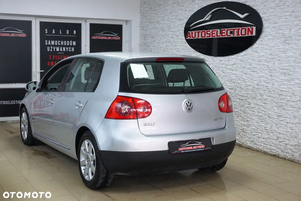 Volkswagen Golf 2.0 TDI DPF Sportline - 4