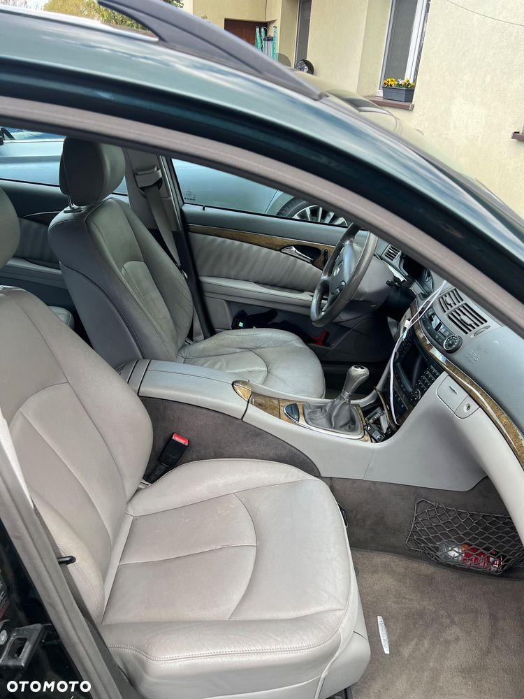 Mercedes-Benz Klasa E 220 CDI Avantgarde DPF - 5