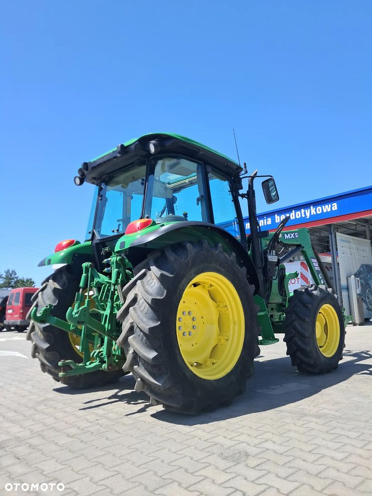 John Deere 5100M - 9