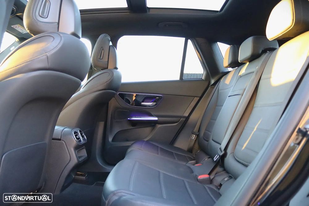 Mercedes-Benz GLC 300 e 4Matic 9G-TRONIC Avantgarde Advanced - 42