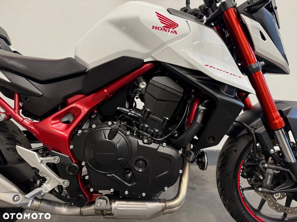 Honda Hornet - 16