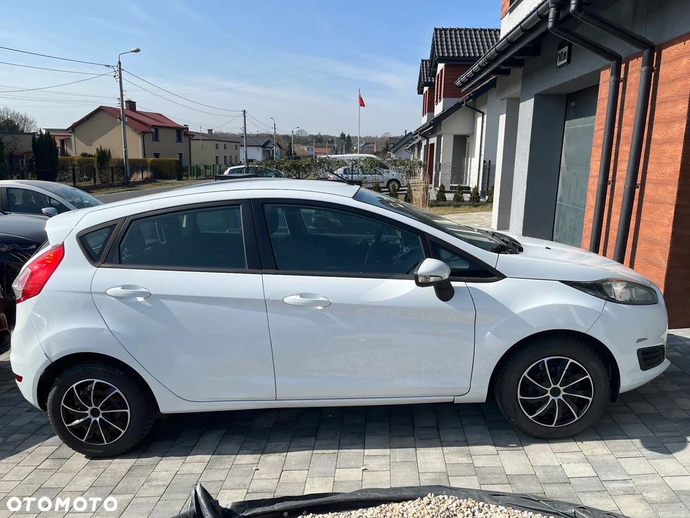 Ford Fiesta 1.6 TDCi Trend - 10