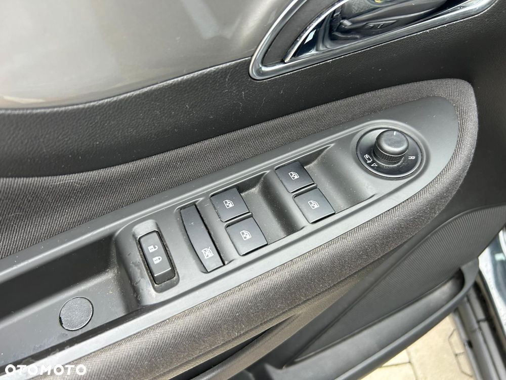 Opel Mokka - 22