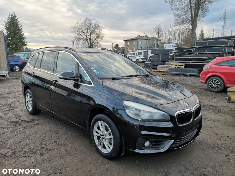 BMW Seria 2 218d Sport Line - 1