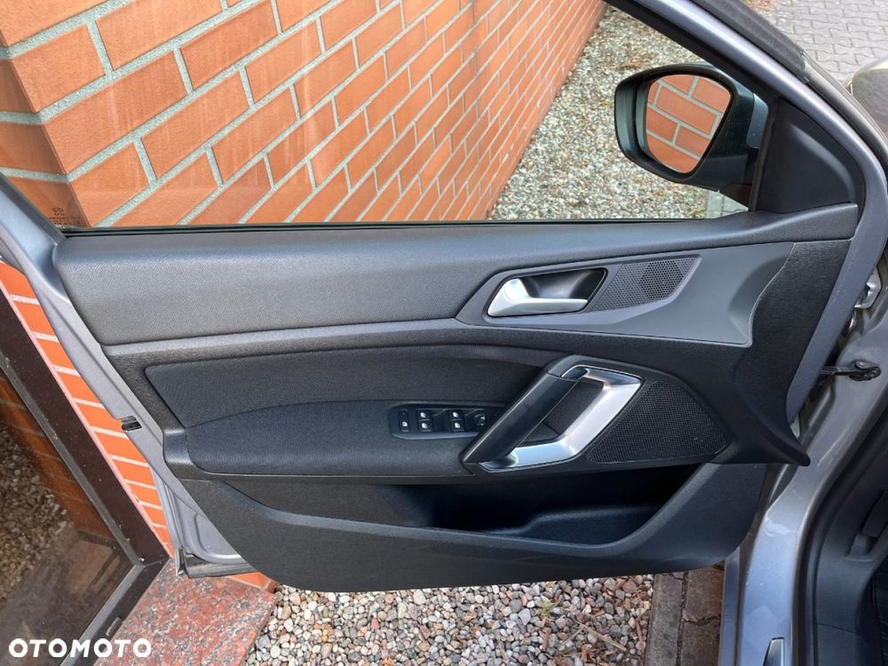 Peugeot 308 BlueHDi 130 Active Pack - 22