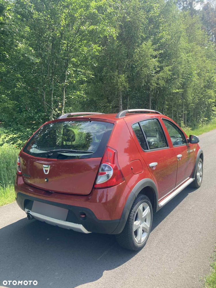 Dacia Sandero Stepway 1.6 - 25
