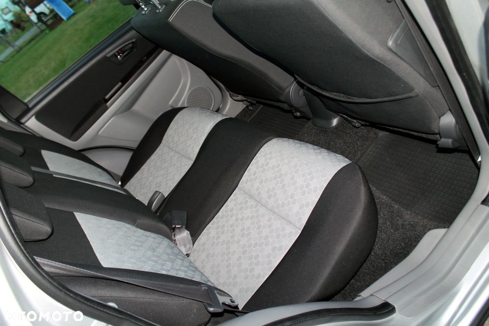 Suzuki SX4 Classic 2.0 DDiS 4x4 Club - 12