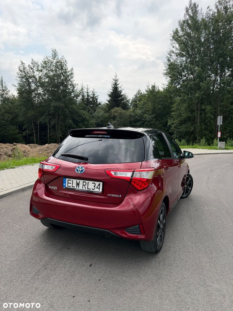 Toyota Yaris - 10