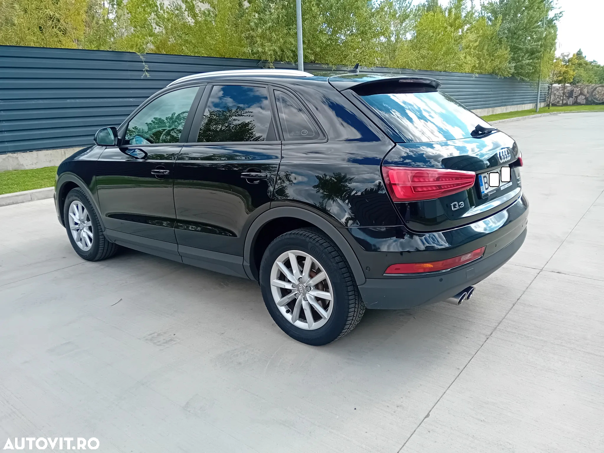 Audi Q3 2.0 TDI Quattro Stronic Design - 4