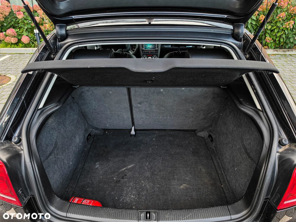 Audi A3 3-drzwiowe 1.6 TDI DPF S line Sportpaket - 13