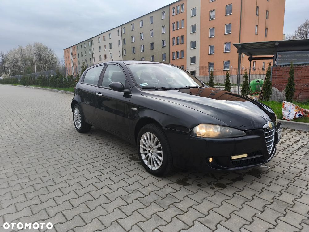 Alfa Romeo 147 - 4